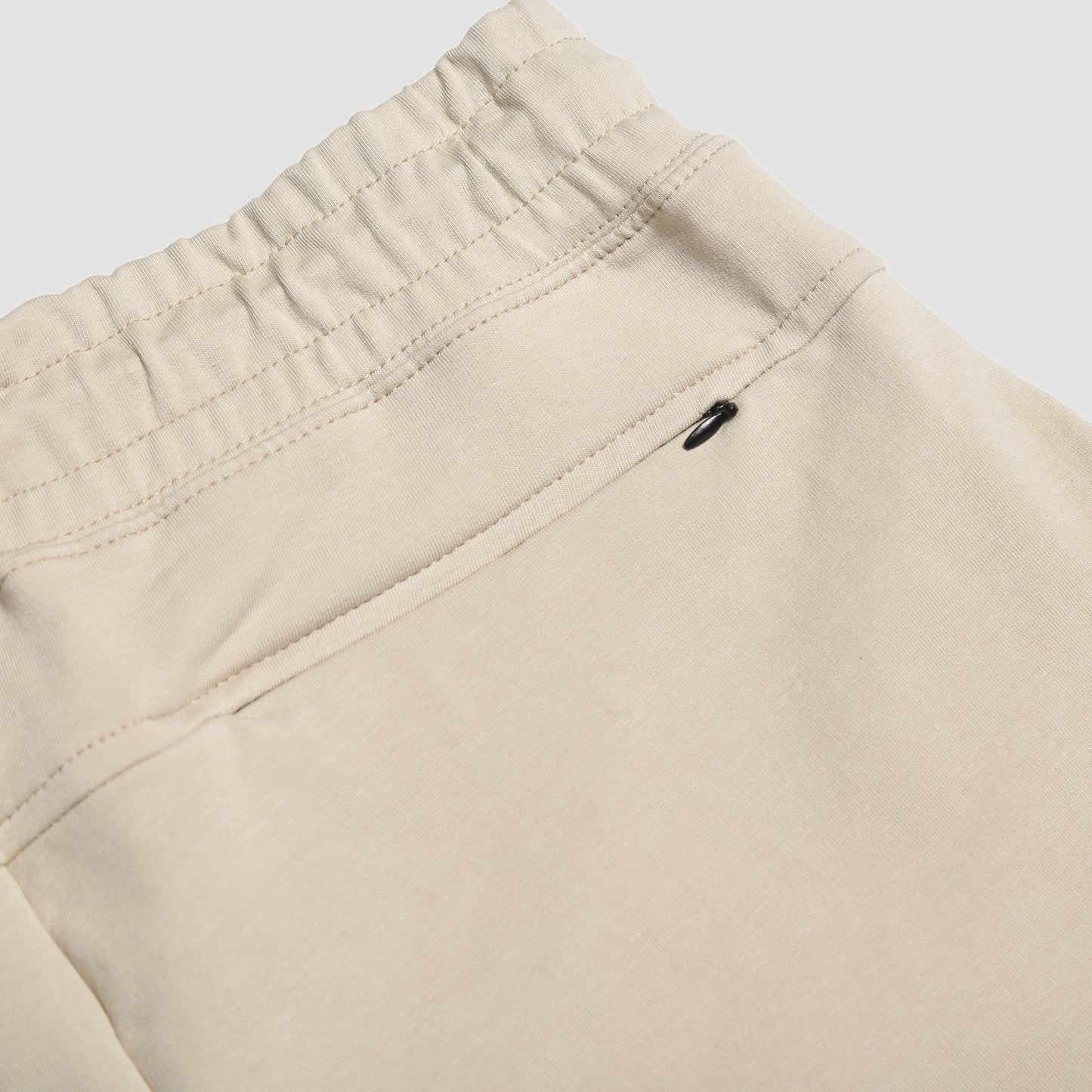 Flex-Appeal Short // Khaki