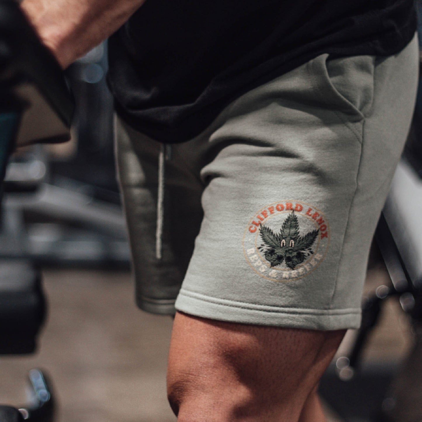 Reps & Reefer Tear Drop Short // Desert Sage